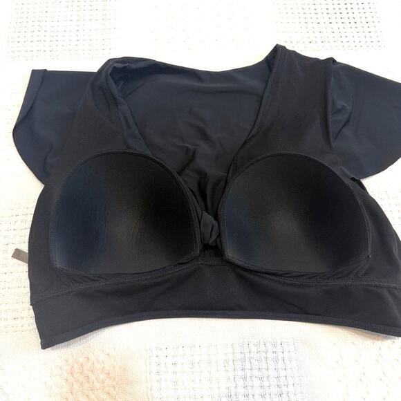 Torrid 3 wireless flutter sleeve faux tie keyhole swim top SW 2820 - Picture 5 of 10